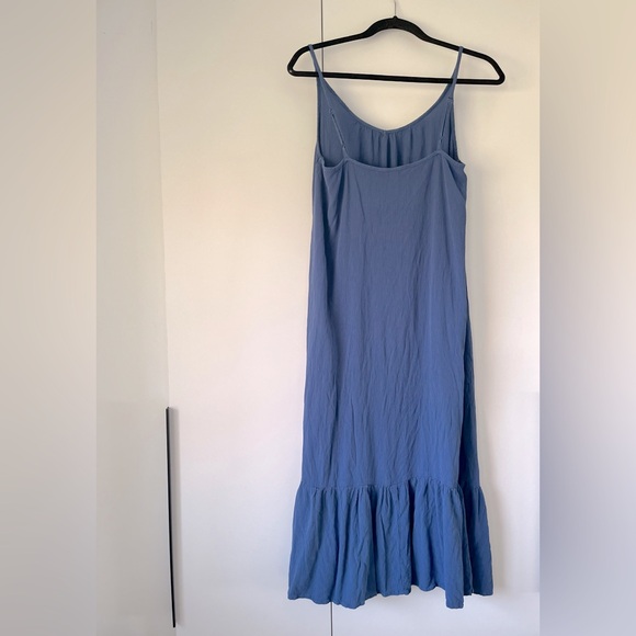 EUC blue spaghetti strap maxi sundress. 100% Rayon - Picture 3 of 4